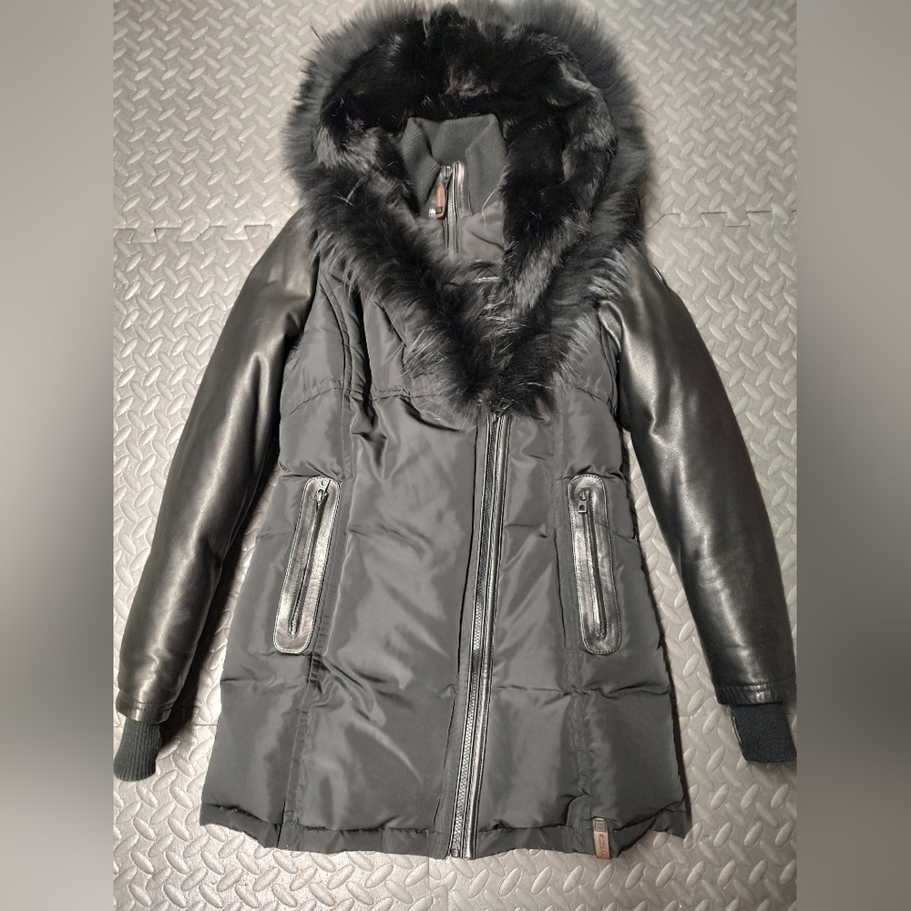 Rudsak Grace Blk with Leather Sleeve Fur Puffer Parka Down Coat! Medium